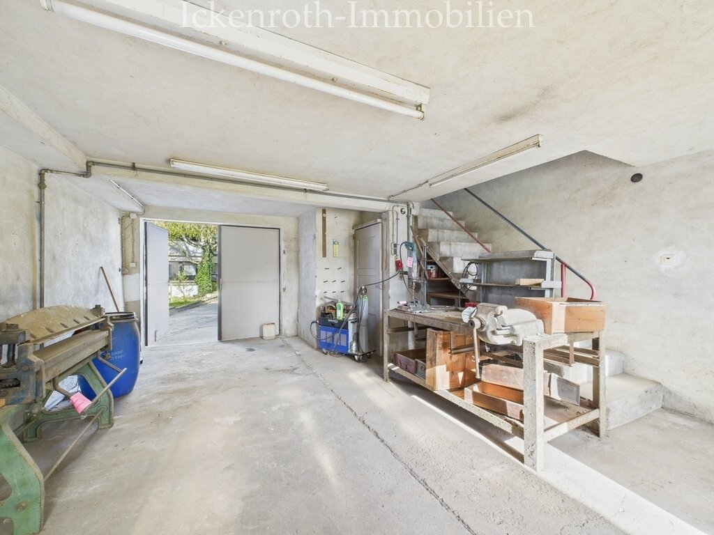 Abstellfläche Nebengebäude Abstellfläche Nebengebäude