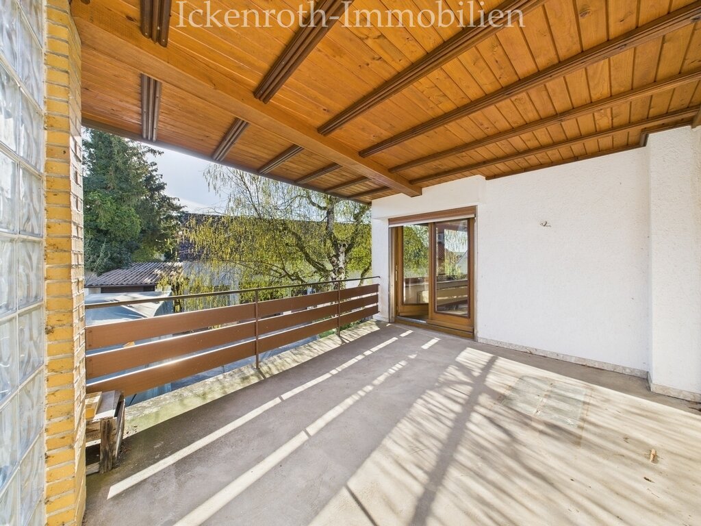 Balkon (OG) Balkon (OG)