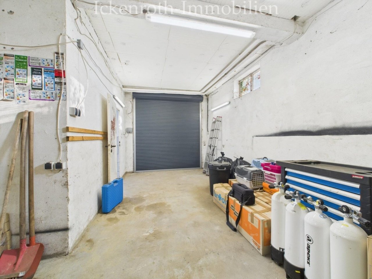 Garage (KG) Garage (KG)