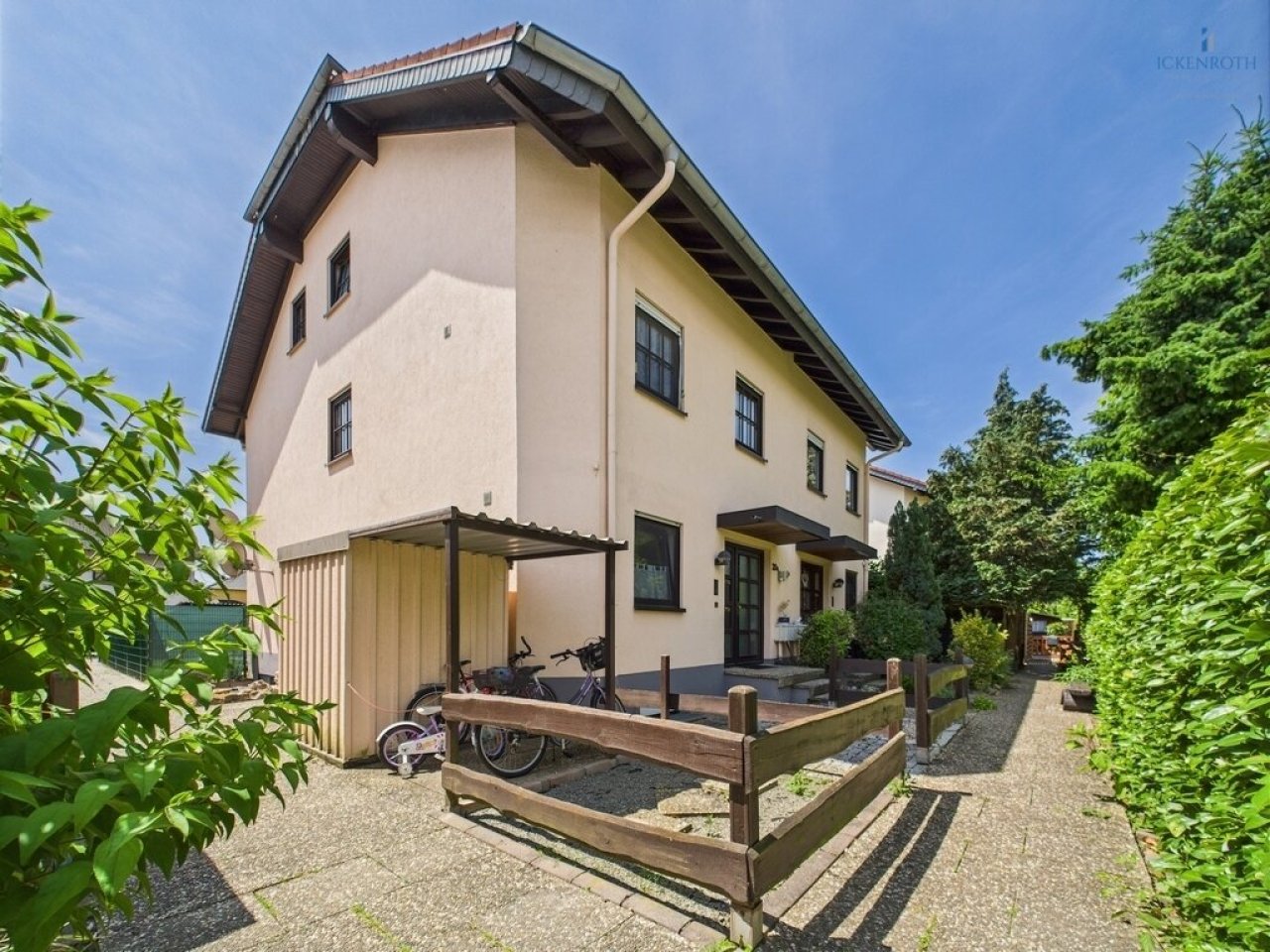 Außenansicht Außenansicht