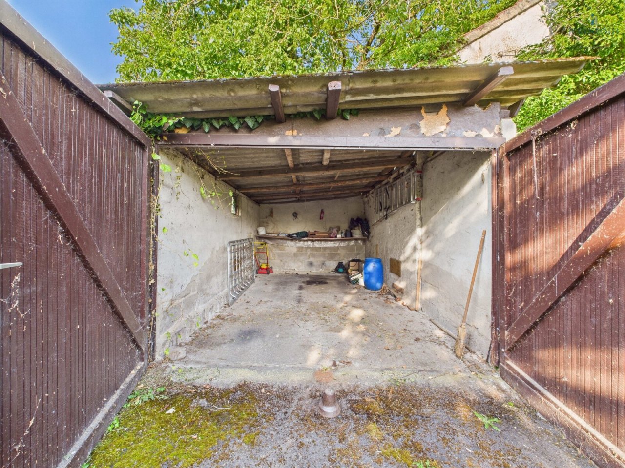 Garage Garage